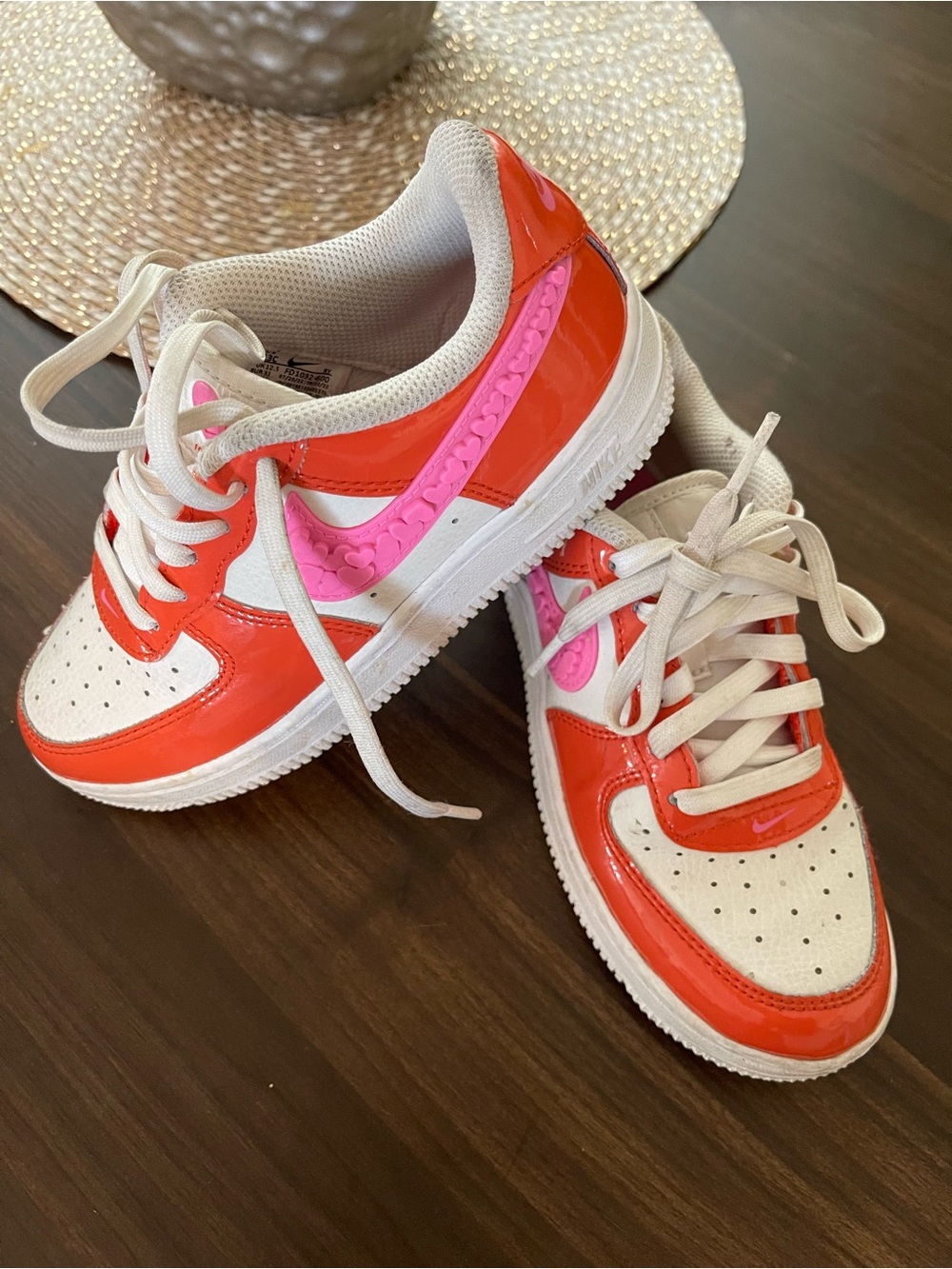 Nike Kids Low-Top Sneakers in Orange, Pink & White